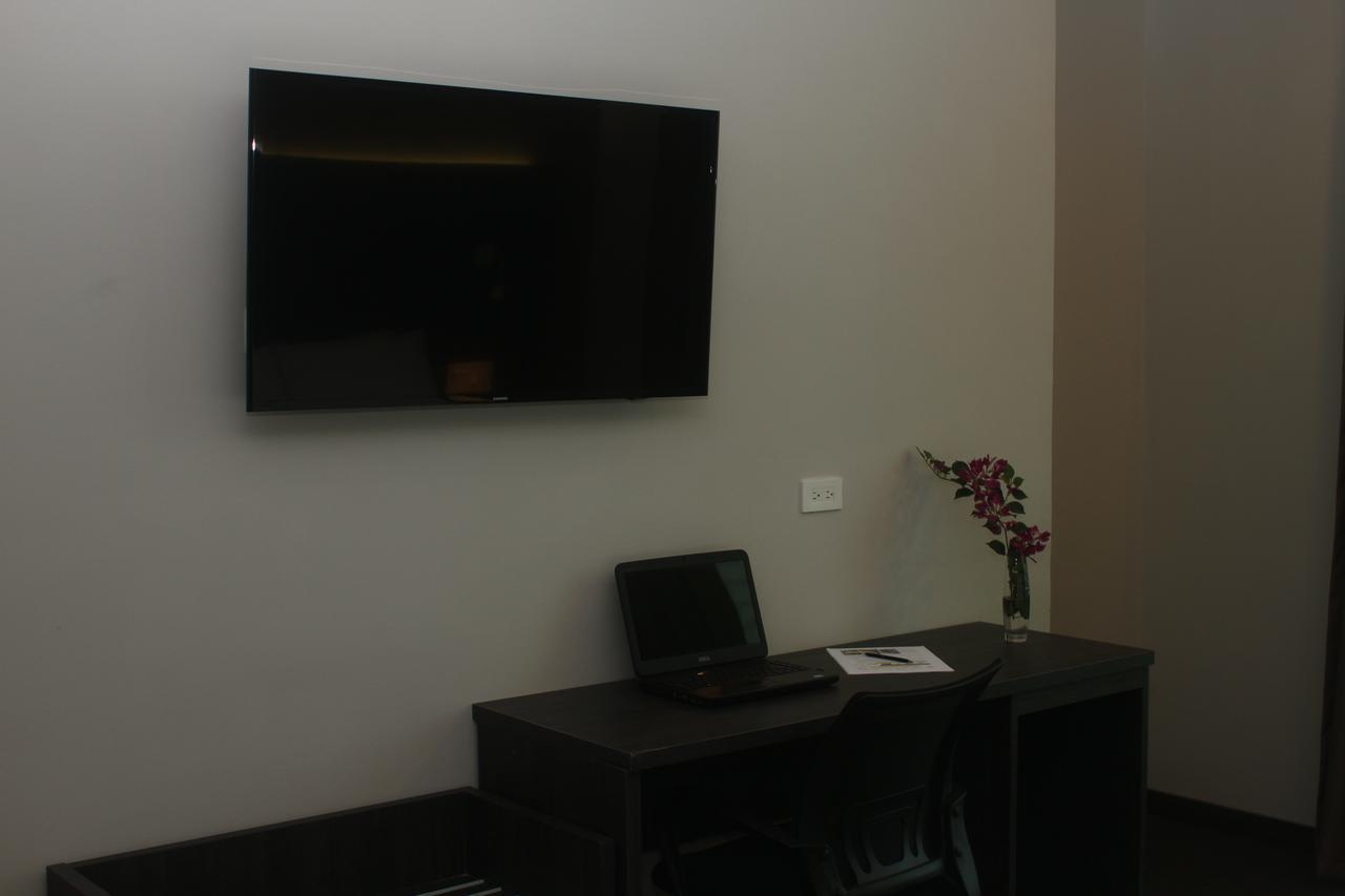 Innfiniti Hotel & Suites Панама Экстерьер фото